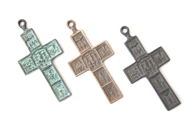 Croce con quadri  “Via Crucis”
